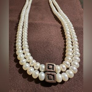 Lisa Jenks Pearl and silver necklace